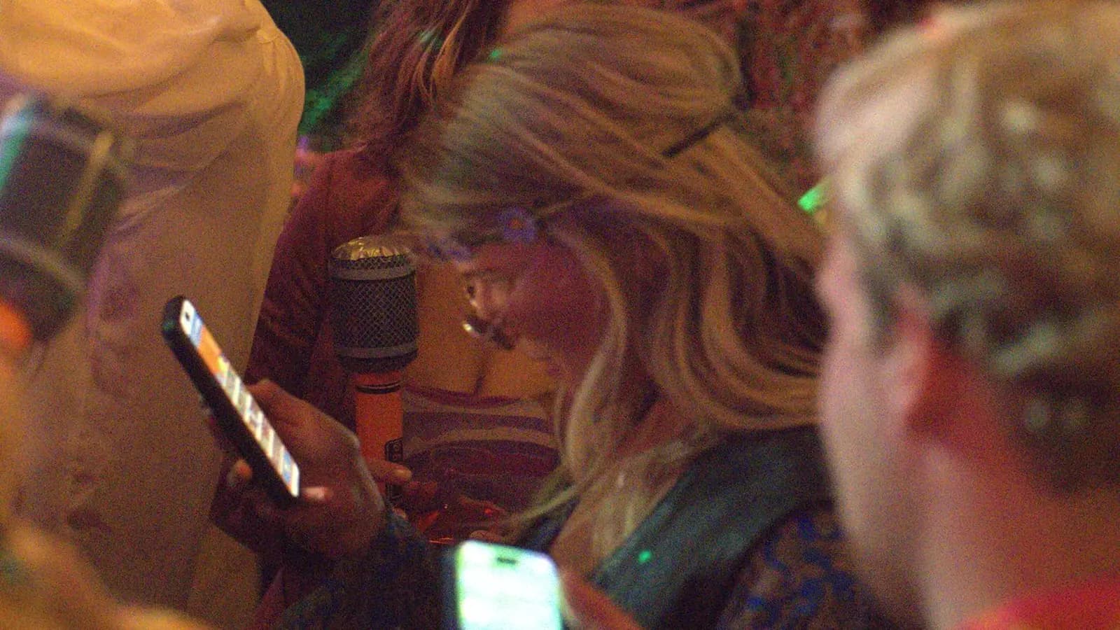 Crazy Disco Bingo feest met groot publiek